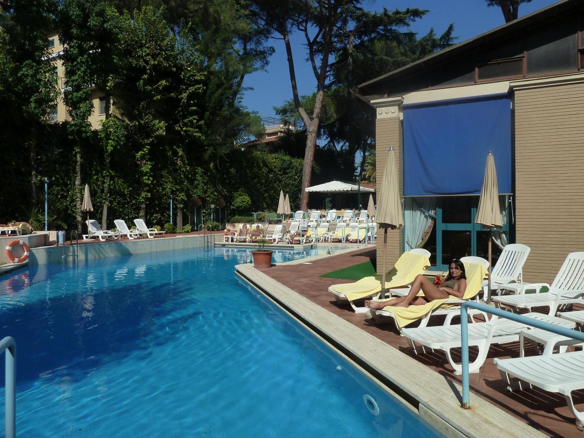Aldrovandi Residence City Suites Roma Ngoại thất bức ảnh